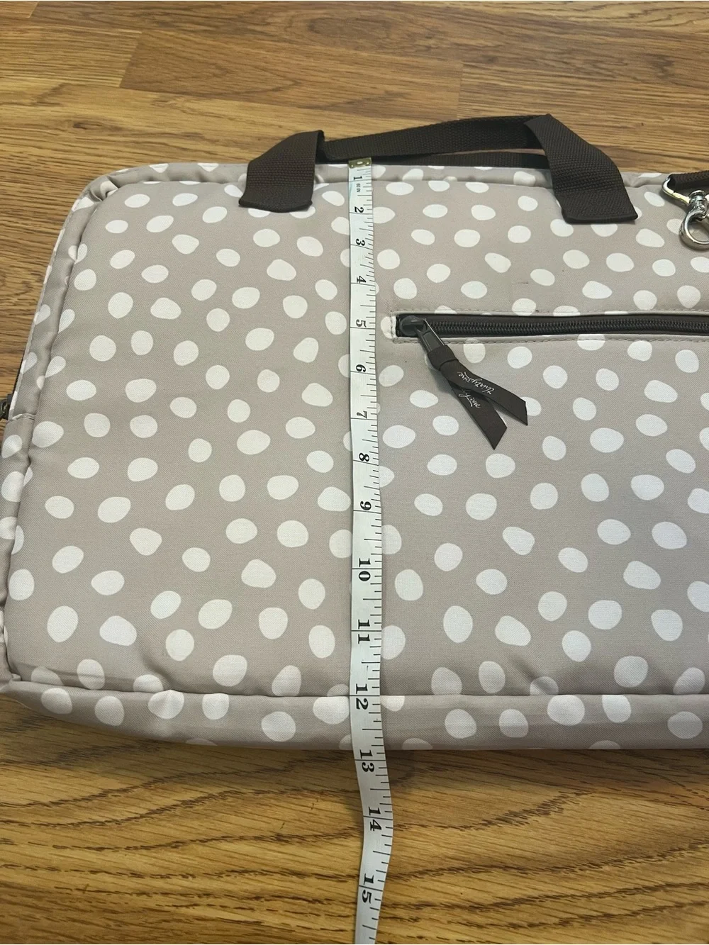 Vera Bradley waterproof Taupe and White Polka Dot Padded Laptop Sleeve Tote